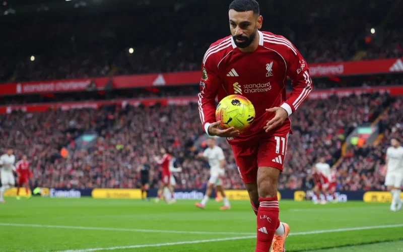 كاراجر ينتقد صلاح: كلامه يقتصر على تجديد عقده فقط